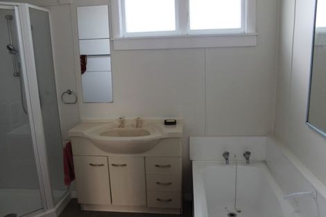 Photo of property in 135 Queen Street, Westport, 7825