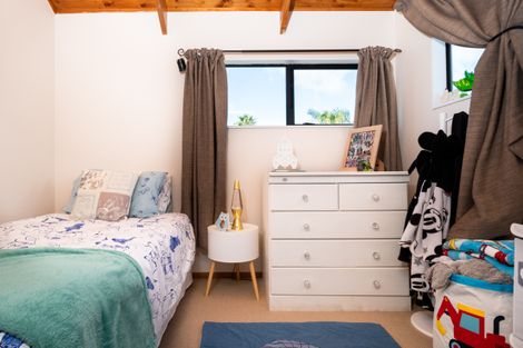 Photo of property in 3 Vintners Close, Huapai, Kumeu, 0810