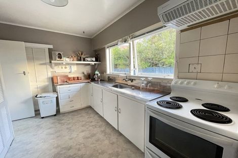 Photo of property in 117 Forrest Hill Road, Forrest Hill, Auckland, 0620