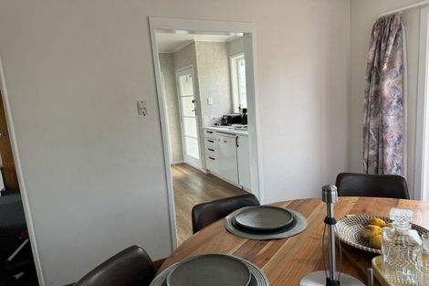 Photo of property in 42 Beeston Crescent, Manurewa, Auckland, 2102