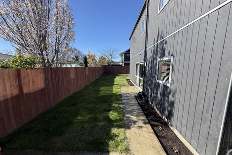 Photo of property in 2/9 Ottawa Road, Wainoni, Christchurch, 8061
