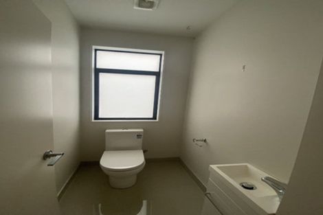 Photo of property in 71 Battalion Drive, Papakura, 2110