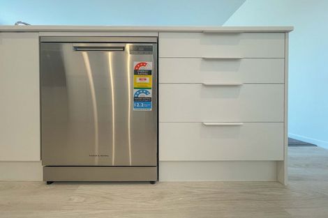 Photo of property in 16 Wexford Crescent, Halswell, Christchurch, 8025