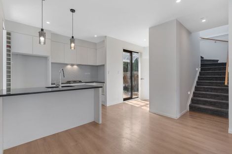 Photo of property in 103c Lynwood Road, New Lynn, Auckland, 0600