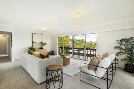 Photo of property in 4 Sispara Place, Beach Haven, Auckland, 0626