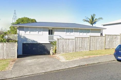 Photo of property in 2/70 Sycamore Drive, Sunnynook, Auckland, 0620
