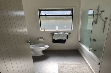 Photo of property in 94a Clarence Cox Crescent, Pirimai, Napier, 4112