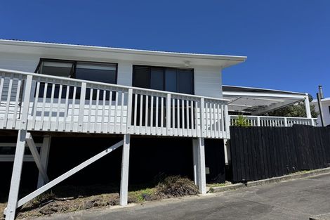 Photo of property in 36 Albatross Road, Red Beach, 0932