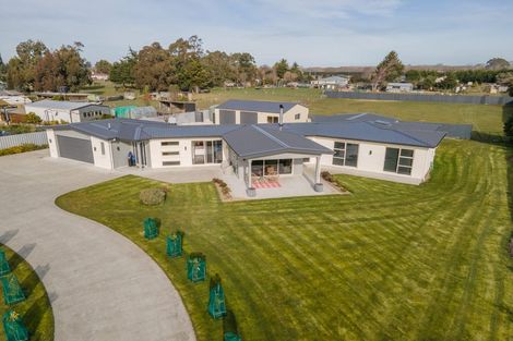 Photo of property in 27 King Street, Pareora, 7912