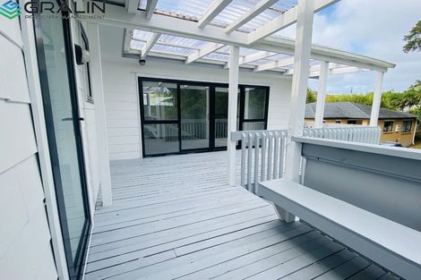 Photo of property in 32 Kelman Road, Kelston, Auckland, 0602