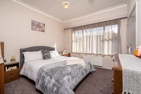 Photo of property in 6 Essex Street, Balclutha, 9230