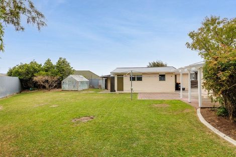 Photo of property in 30 Battersea Place, Roslyn, Palmerston North, 4414