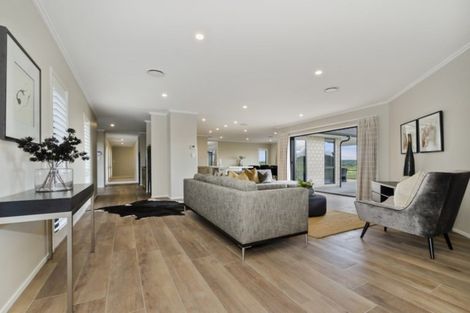 Photo of property in 80 Ewen Place, Karaka, Papakura, 2580