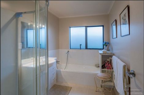 Photo of property in 166a Winchester Street, Levin, 5510