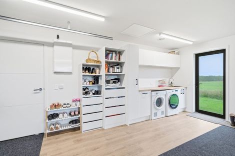 Photo of property in 175 Fairweather Road, Mill Road, Invercargill, 9872