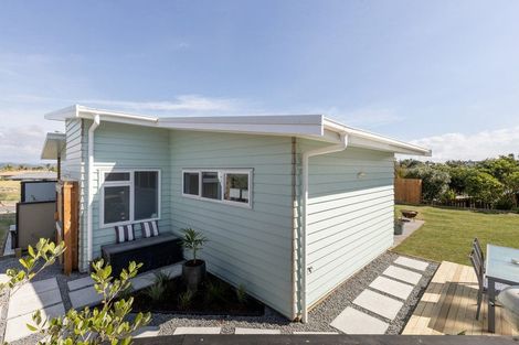 Photo of property in 32a Ohuirehe Road, Coastlands, Whakatane, 3120