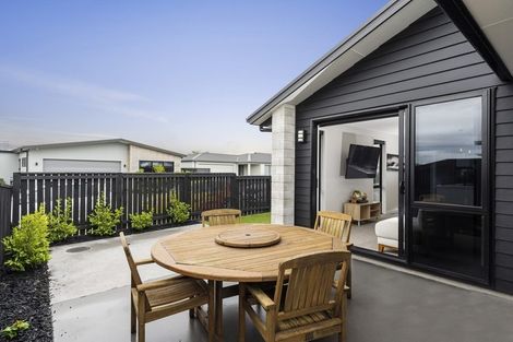 Photo of property in 86 Franks Way, Papamoa Beach, Papamoa, 3118