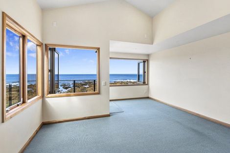 Photo of property in 441 The Esplanade, Island Bay, Wellington, 6023