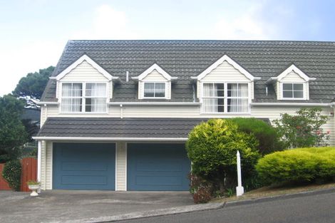 Photo of property in 17 Amapur Drive, Khandallah, Wellington, 6035