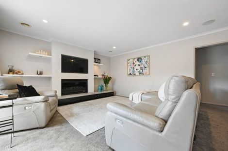 Photo of property in 3 Derbyshire Place, Dinsdale, Hamilton, 3204