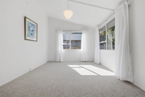 Photo of property in 19a Sydney Street, Hauraki, Auckland, 0622