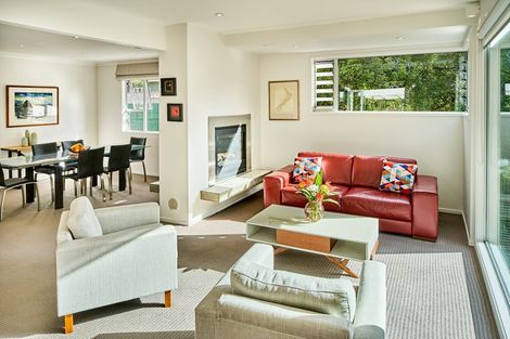 Photo of property in 41 Chatsworth Road, Silverstream, Upper Hutt, 5019