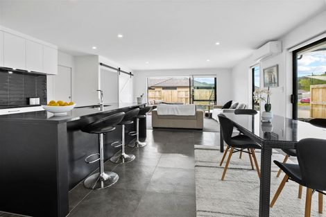 Photo of property in 8 Waimarie Way, Thames, 3500