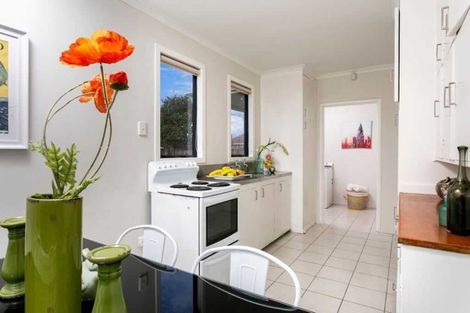 Photo of property in 100 Avenue Road, Otahuhu, Auckland, 1062