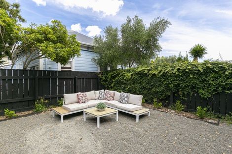 Photo of property in 96 Pirie Street, Mount Victoria, Wellington, 6011