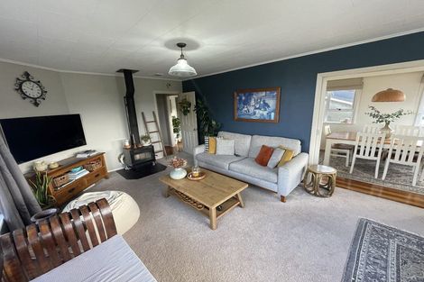 Photo of property in 26 Maple Grove, Maungaraki, Lower Hutt, 5010