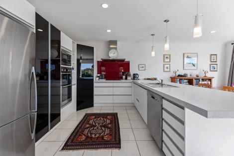 Photo of property in 95 Oriental Parade, Papamoa Beach, Papamoa, 3118