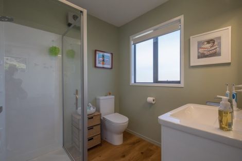 Photo of property in 20 Snowberry Street, Albert Town, Wanaka, 9305