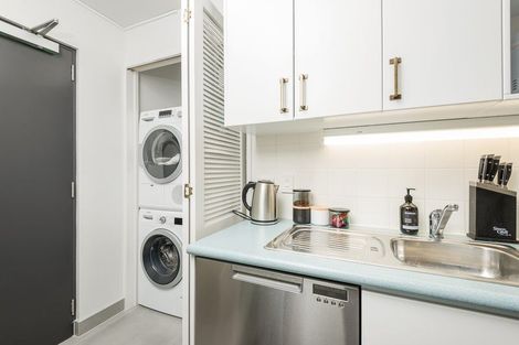Photo of property in 4/245 Montreal Street, Christchurch Central, Christchurch, 8013