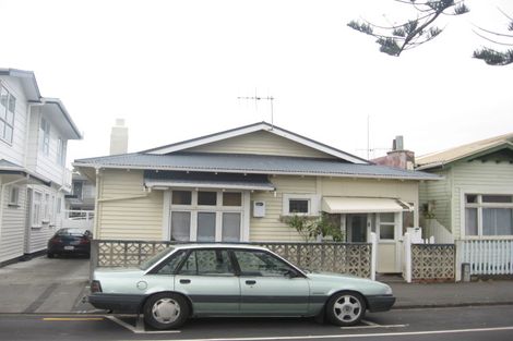 Photo of property in 295 Marine Parade, Napier South, Napier, 4110