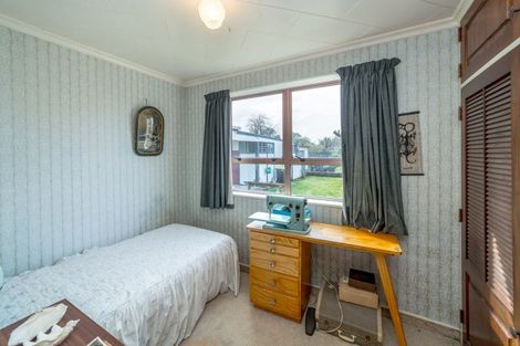 Photo of property in 42 Rhodes Street, Carterton, 5713