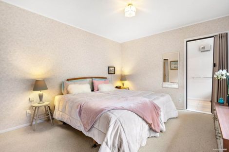 Photo of property in 46 Glenfern Road, Mellons Bay, Auckland, 2014