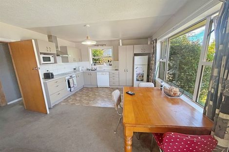 Photo of property in 33 Boston Avenue, Hornby, Christchurch, 8042