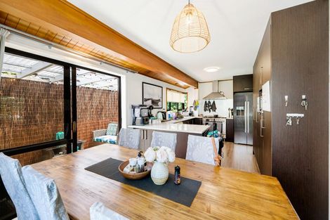 Photo of property in 15 Haseler Crescent, Howick, Auckland, 2014