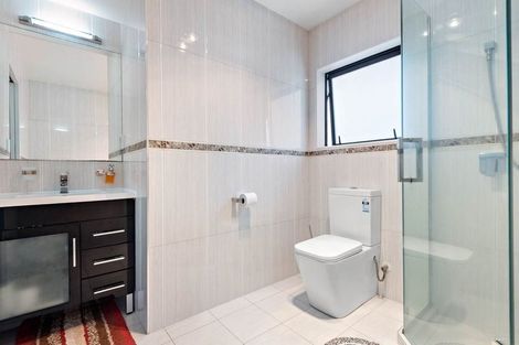 Photo of property in 93 Waitaki Street, Henderson, Auckland, 0612