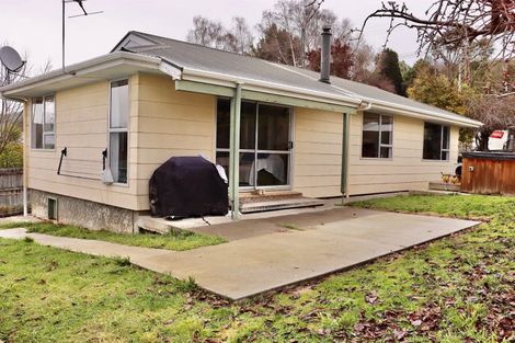 Photo of property in 12 Ruru Road, Taihape, 4720