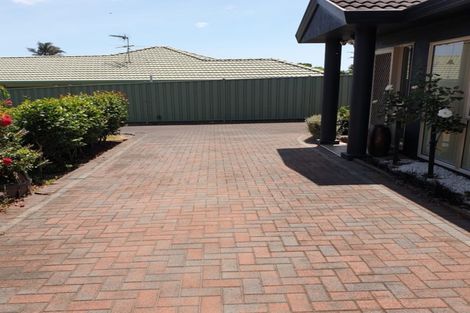 Photo of property in 11a Dawn Place, Waiuku, 2123