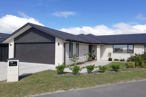 Photo of property in 13 Claremont Crescent, Amberley, 7410