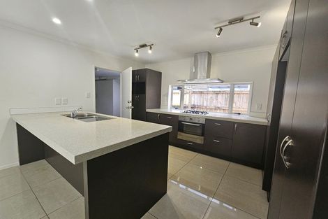 Photo of property in 12 Montanez Drive, Flat Bush, Auckland, 2019
