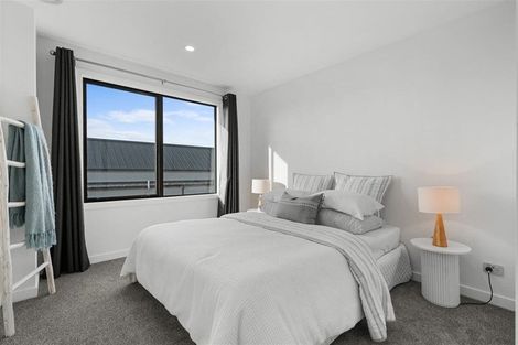 Photo of property in 1 Hinterland Drive, Prebbleton, 7604