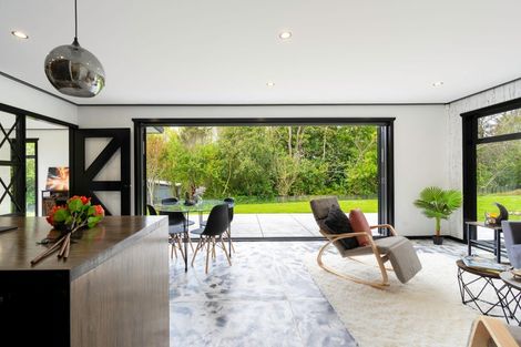 Photo of property in 112 Kawiu Road, Levin, 5510