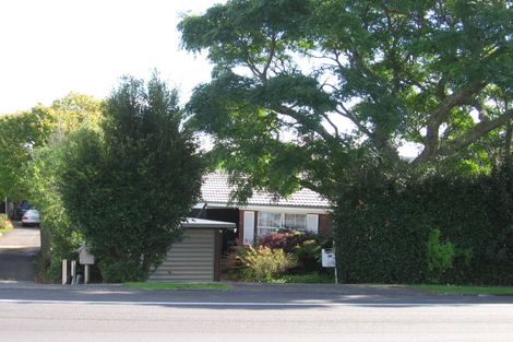 Photo of property in 239 Bucklands Beach Road, Bucklands Beach, Auckland, 2012