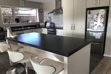 Photo of property in 16 Hakatere Road, Pegasus, 7612