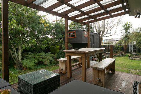 Photo of property in 23 Te Hatepe Avenue, Taupo, 3330