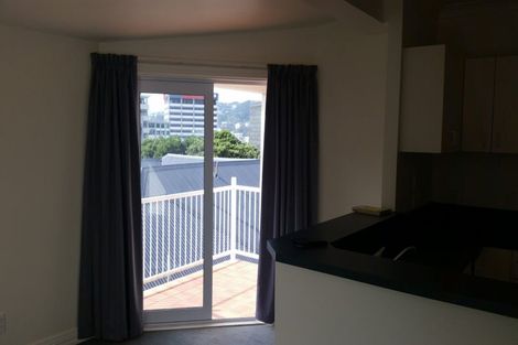 Photo of property in 18 Hill Street, Thorndon, Wellington, 6011