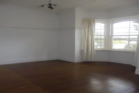 Photo of property in 7a Hawker Street, Mount Victoria, Wellington, 6011